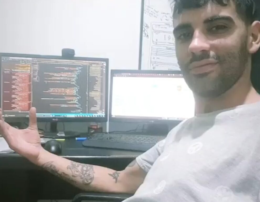Yo en mi estudio de programación